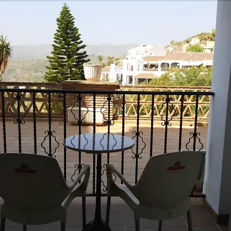 Beneste Hotel 3*